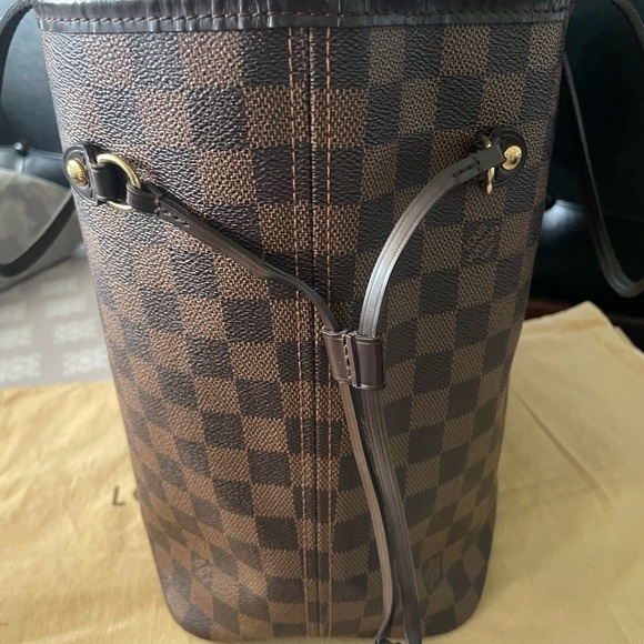 Authentic Louis Vuitton Neverful MM SOLD - Picture 9 of 15